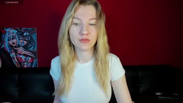 Snapshot of Mariel_Brown chatting on 09.12.25 Mariel Brown online show from 09.12.25