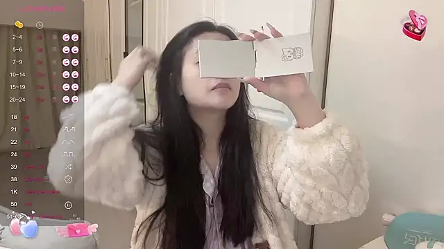 Mia-6688 online show from 12.30.24