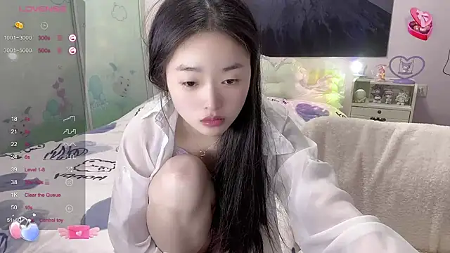 Snapshot of Mia-6688 chatting on 02.13.25 Mia-6688 online show from 02.13.25