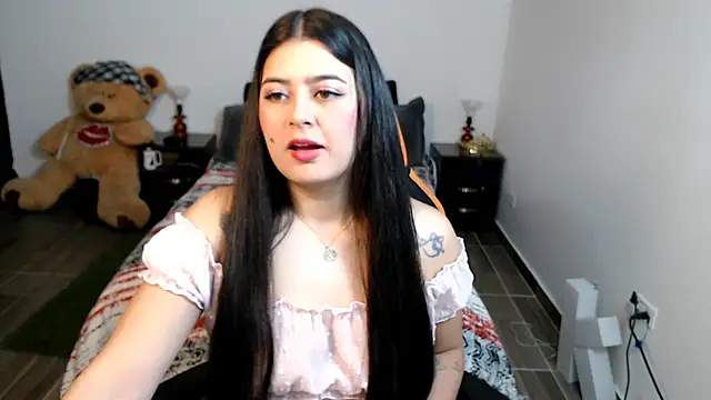 Snapshot of Ana_Maria_1606 chatting on 09.17.25 Ana Maria 1606 online show from 09.17.25