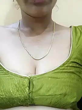 Snapshot of latha_telugu chatting on 11.19.25 latha telugu online show from 11.19.25