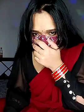 ZARINA JACK online show from 12.30.24