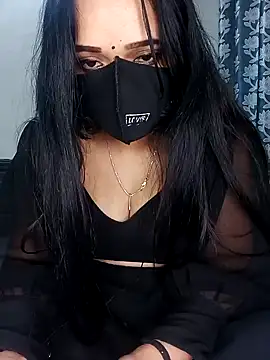 ZARINA JACK online show from 01.01.25