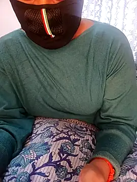 ZARINA JACK online show from 02.23.25