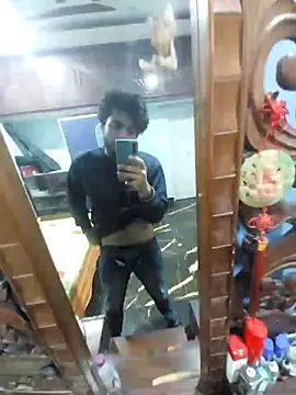 Snapshot of Dexiboy chatting on 02.01.25 Dexiboy online show from 02.01.25