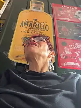 MireyaTorresGu online show from 01.11.25