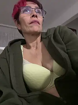 MireyaTorresGu online show from 01.18.25