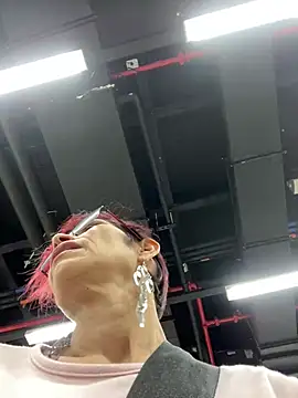 MireyaTorresGu online show from 01.28.25