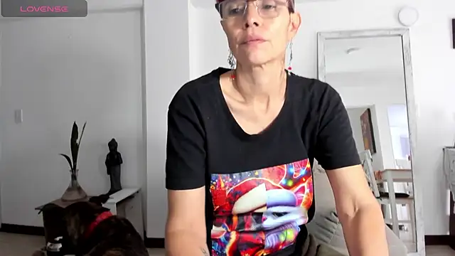 MireyaTorresGu online show from 01.30.25