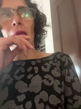 MireyaTorresGu online show from 03.12.26