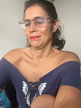 MireyaTorresGu online show from 05.14.26
