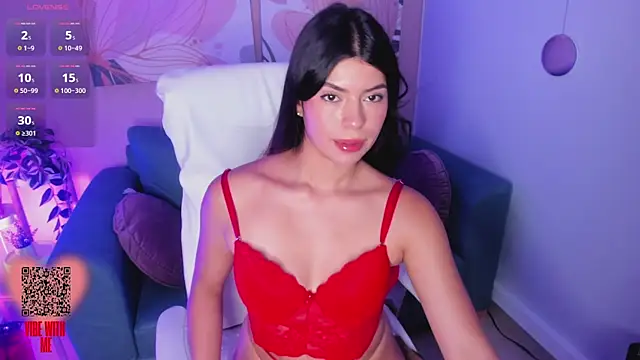 MiaDlucca online show from 12.19.24