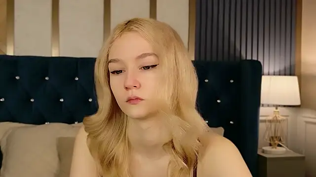 NaomiLoys online show from 02.27.26