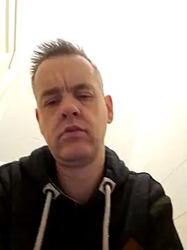 Hectorthyssen1 online show from 02.08.25