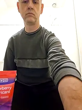 Hectorthyssen1 online show from 10.28.25