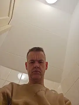 Hectorthyssen1 online show from 02.17.26