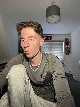 MikesWood21 online show from 03.18.25