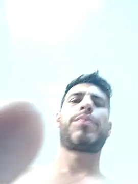 Snapshot of jhonyhot9292 chatting on 09.30.25 jhonyhot9292 online show from 09.30.25