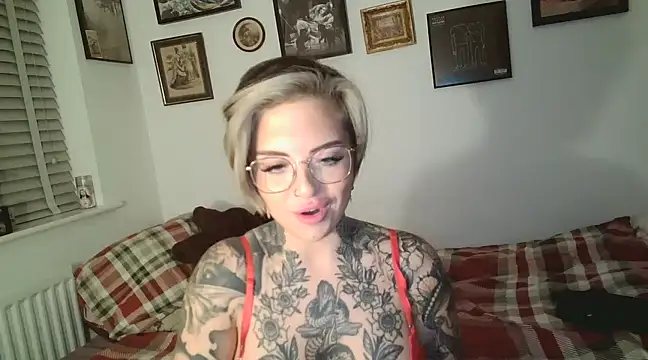Alexandersonxo online show from 12.19.24