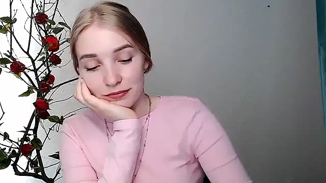 Queen ofLove online show from 03.27.26