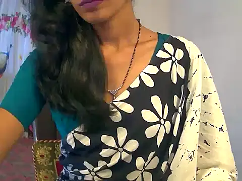 sexy janu25 online show from 06.07.26