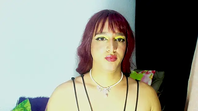 Snapshot of alexandrasexy32 chatting on 01.31.25 alexandrasexy32 online show from 01.31.25