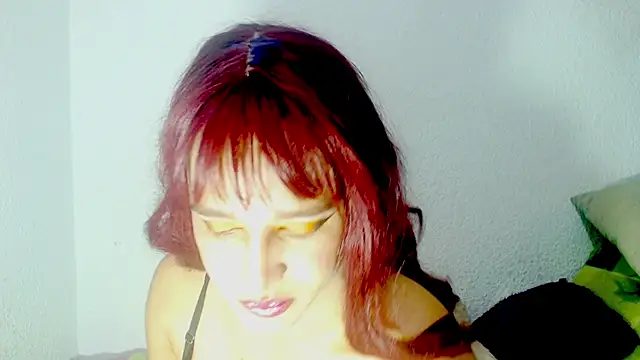 Snapshot of alexandrasexy32 chatting on 03.19.25 alexandrasexy32 online show from 03.19.25