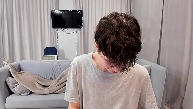 Snapshot of Im_Shine_Guy chatting on 01.02.25 Im Shine Guy online show from 01.02.25