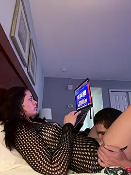 HotMessStilltheBest online show from 01.23.25