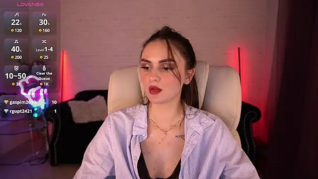 Snapshot of MilashaLovely chatting on 01.27.25 MilashaLovely online show from 01.27.25