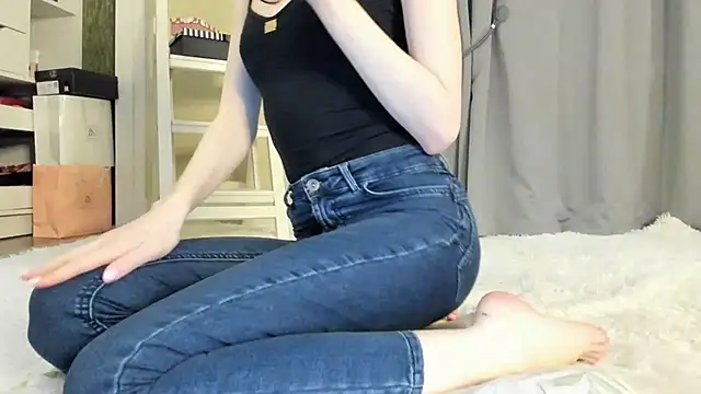 Baby Jewel online show from 10.19.25