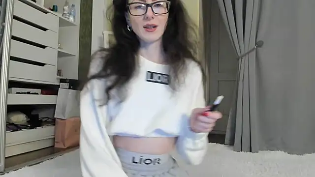 Baby Jewel online show from 11.20.25