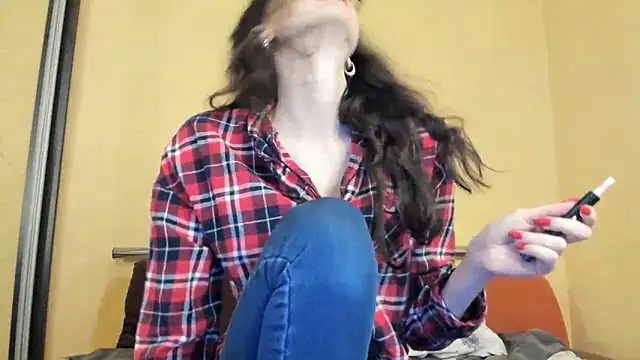 Baby Jewel online show from 12.21.25