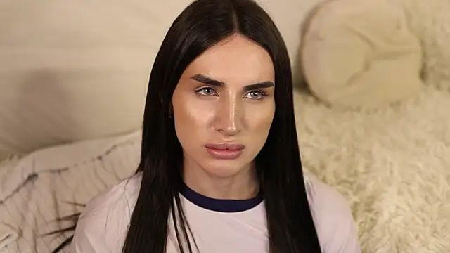 Kim Oberlin  online show from 01.08.25