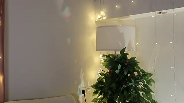 Kim Oberlin  online show from 01.30.25