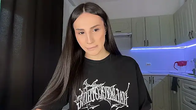 Kim Oberlin  online show from 02.20.26