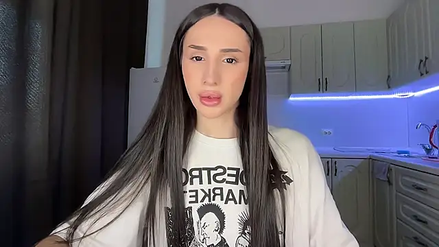 Kim Oberlin  online show from 03.06.26