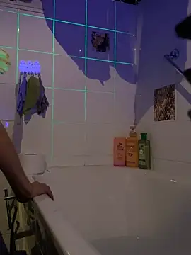 Gilgamesch1704 online show from 12.28.24