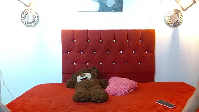 couple lovelyds online show from 01.10.25