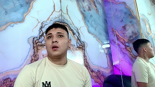 Snapshot of couple_lovelyds chatting on 02.07.26 couple lovelyds online show from 02.07.26