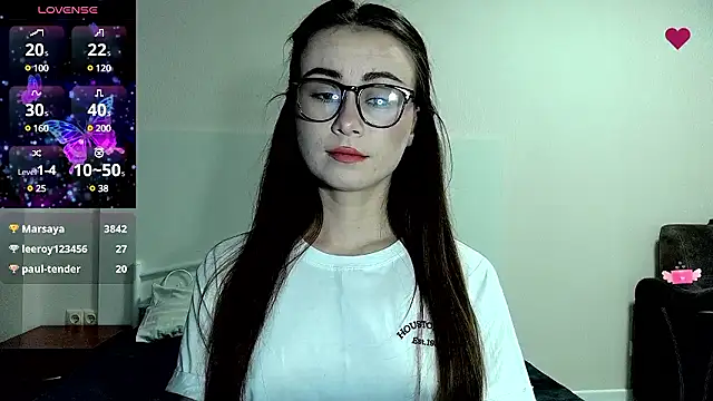 AminaLuxuryy online show from 12.08.24