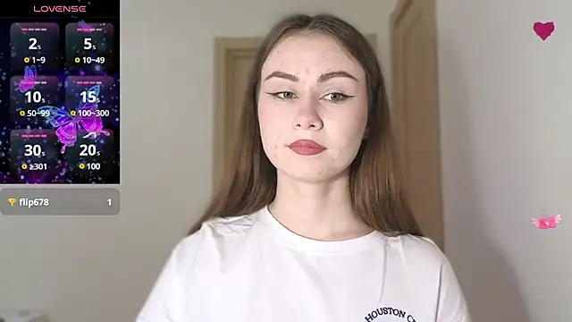 AminaLuxuryy online show from 12.27.24
