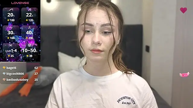 AminaLuxuryy online show from 01.02.25