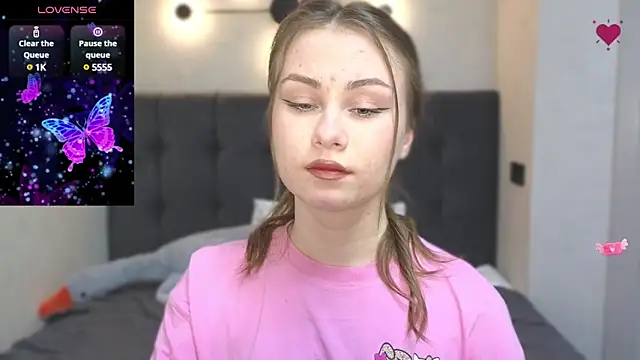 AminaLuxuryy online show from 01.03.25