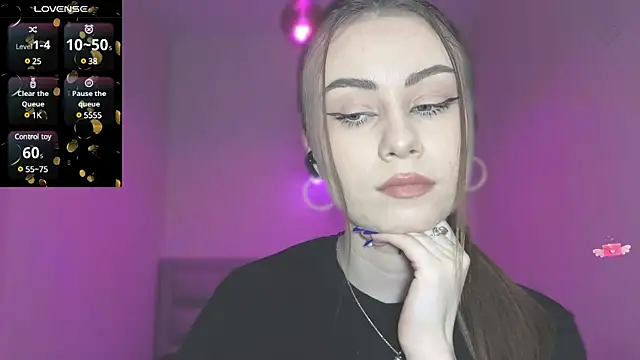 AminaLuxuryy online show from 01.26.25