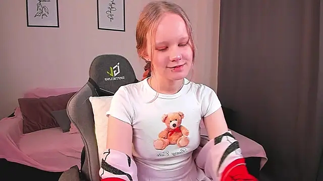 boostyboobs online show from 02.21.25