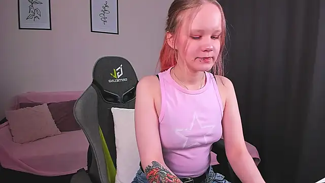 boostyboobs online show from 02.22.25