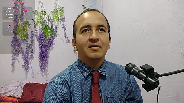 yazforeSolo online show from 09.23.25