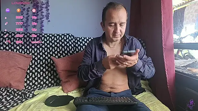 yazforeSolo online show from 12.01.25