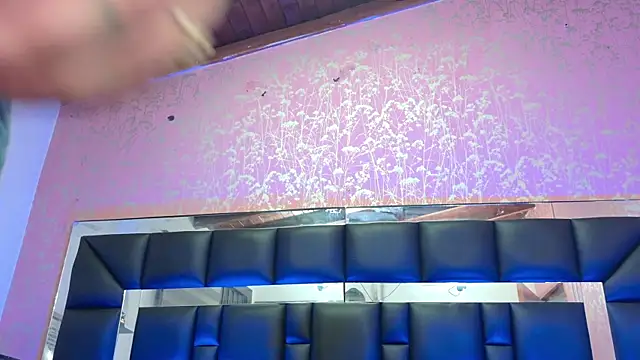 Sofia martiin online show from 09.20.25